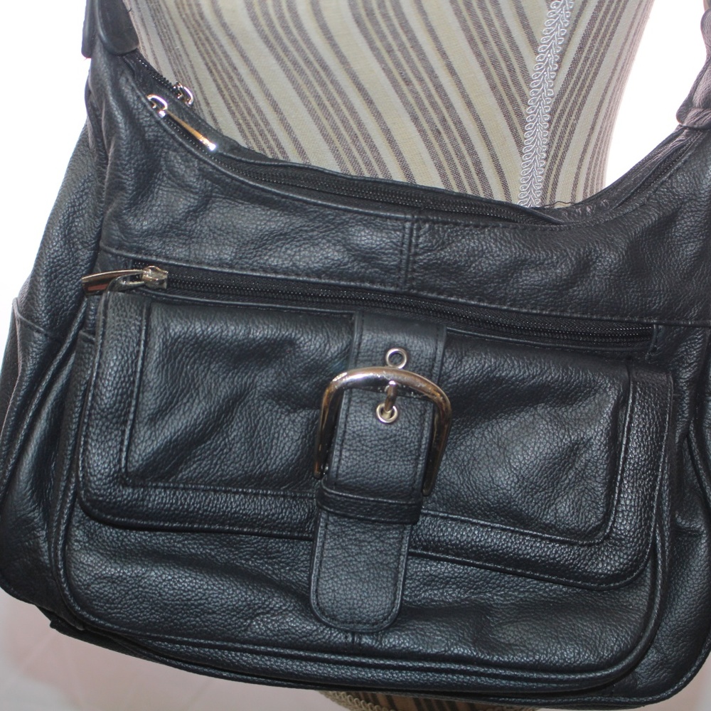 Beautiful Pebbled Black Leather Mid Size Satchel - Picture 2 of 7